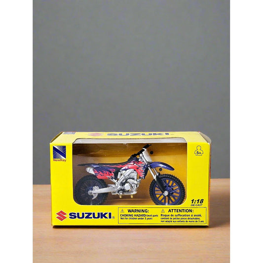 Suzuki RM Z450 Die Cast 1:18 - Toy Motorbike